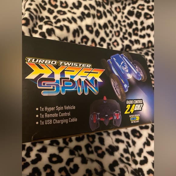 🏁🚘-Turbo Twister Hyper Spin Remote Controlled Car-🚘🏁 - Picture 3 of 12